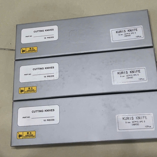 Dao máy cắt tự động 227x10.5x2.5b
