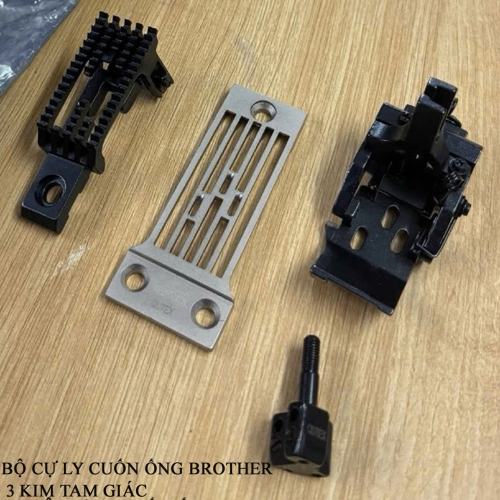 Bộ cự ly máy cuốn ống Brother 3 kim tam giác