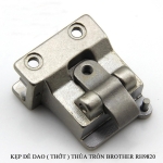 Kẹp đế dao-thớt máy thùa tròn Brother RH9820 SA6773_101