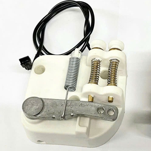 Bàn ga máy bọ Juki LK1900