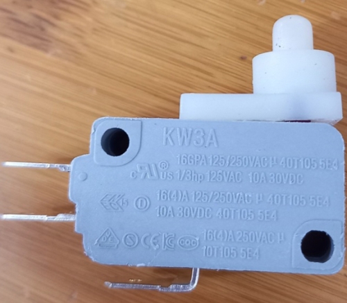 Công tắc bàn hút KW3A